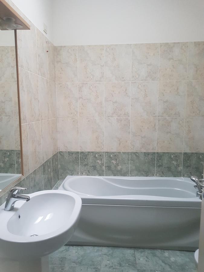 Lecco Centro - Casa Indipendente Apartment ภายนอก รูปภาพ